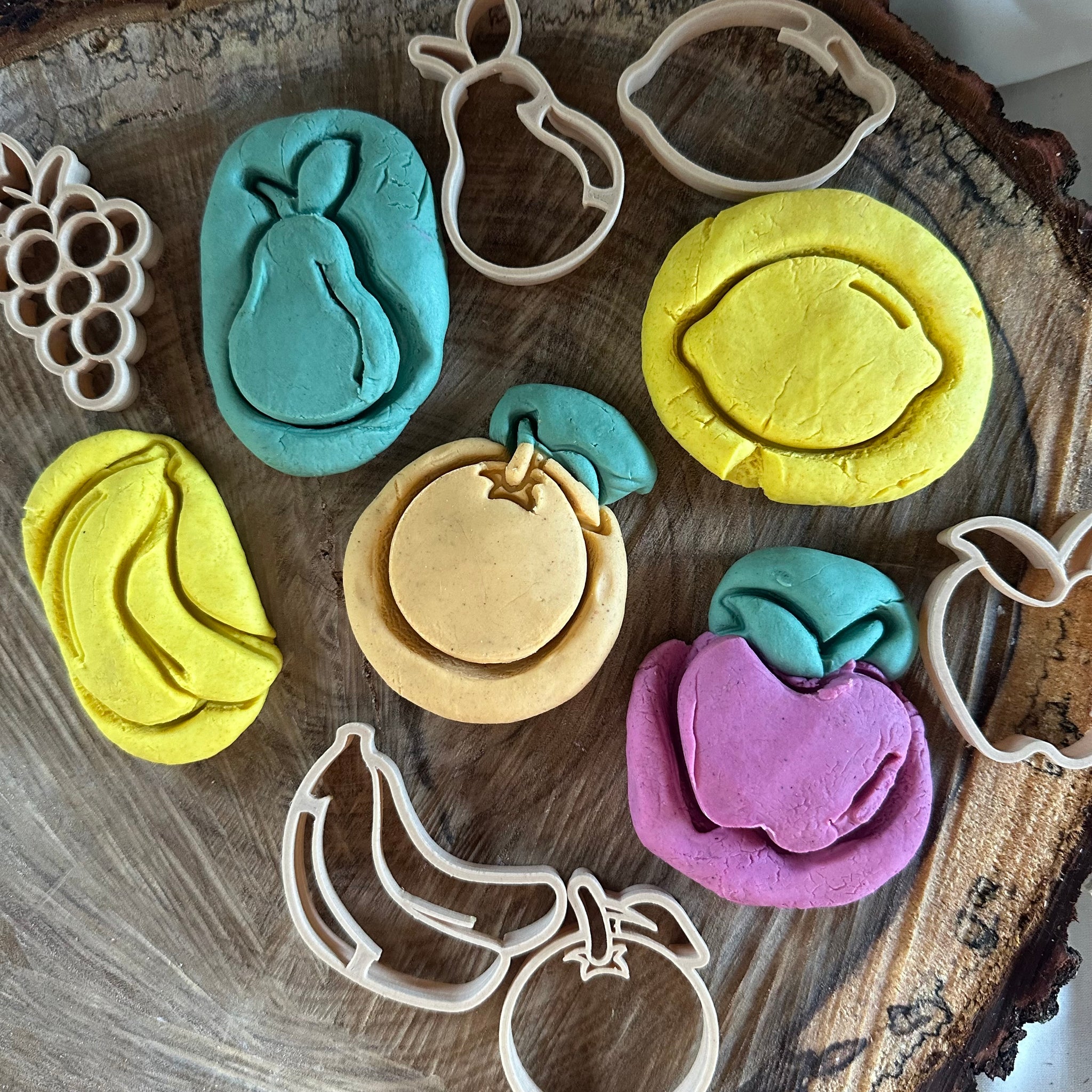 Mini Autumn/Winter Fruit Cutter Set